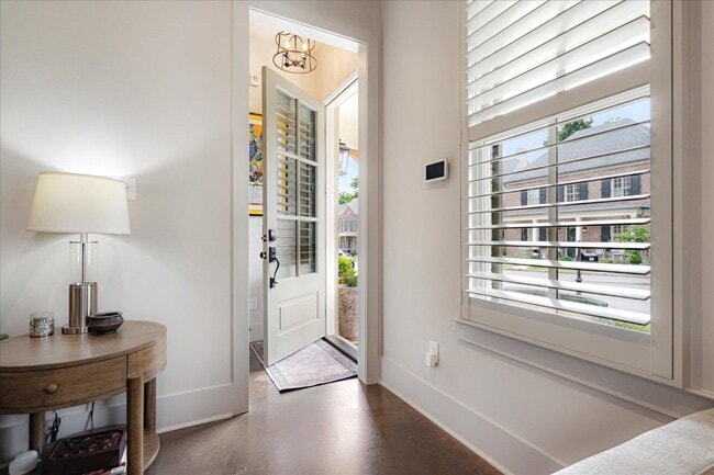 Photo - 2020 Elzey Ave