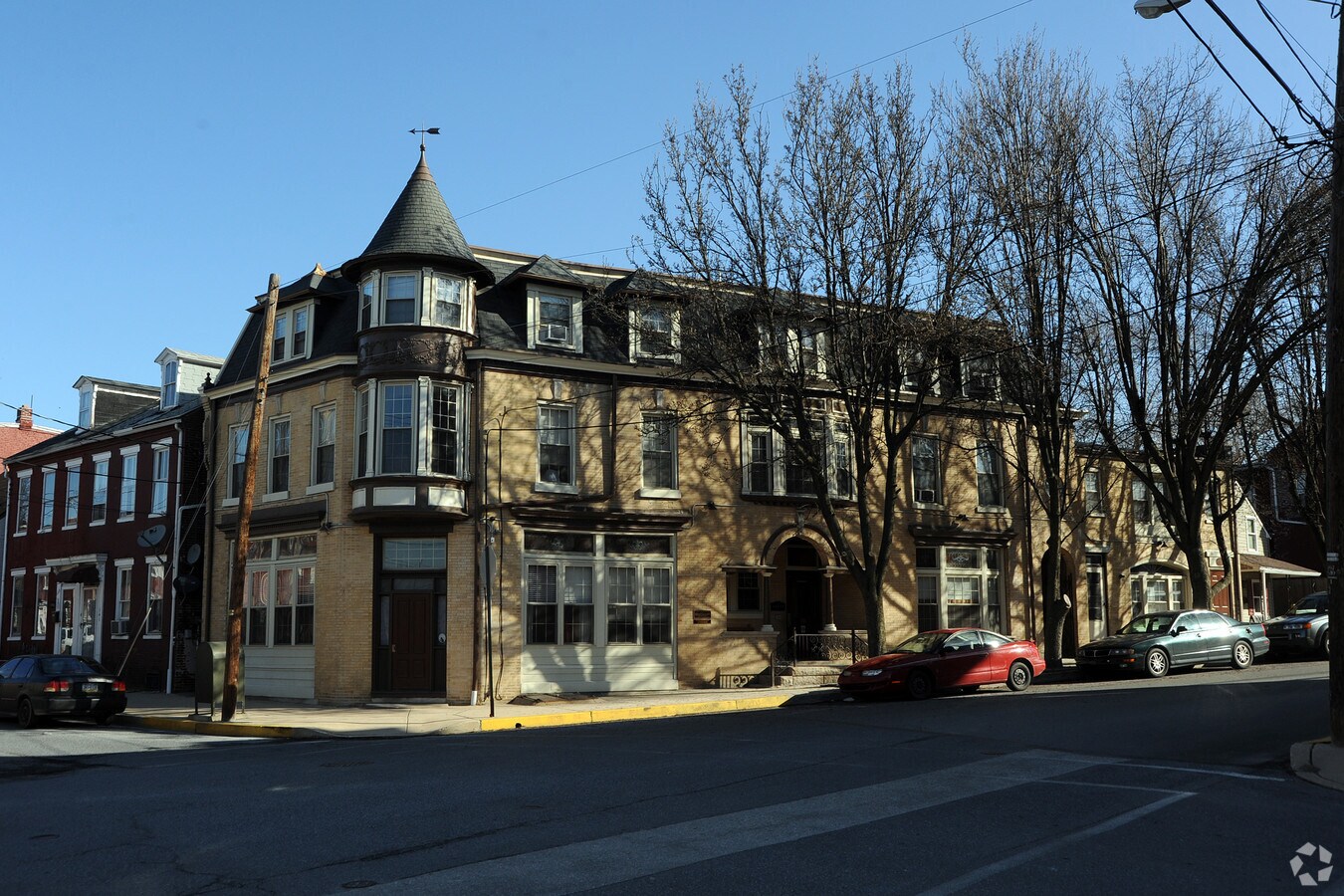 Photo - 301 Union St Apartments