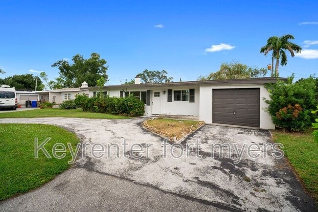 Photo - 4261 Lagg Ave