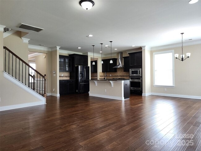 Photo - 1425 Skygrove Pl NW