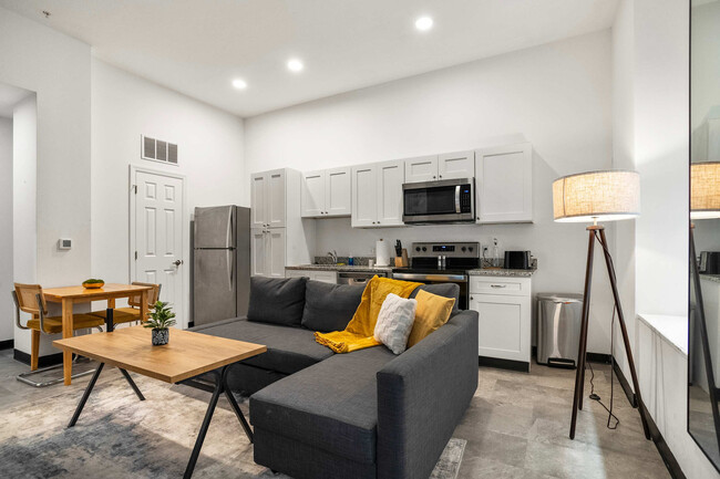 Building Photo - 209 9th St Rental
