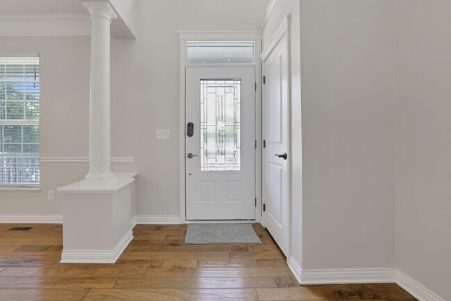 Photo - 774 Olde Mill Dr