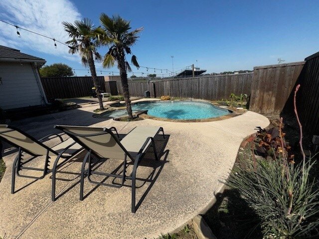 Photo - 2501 Redfield Dr