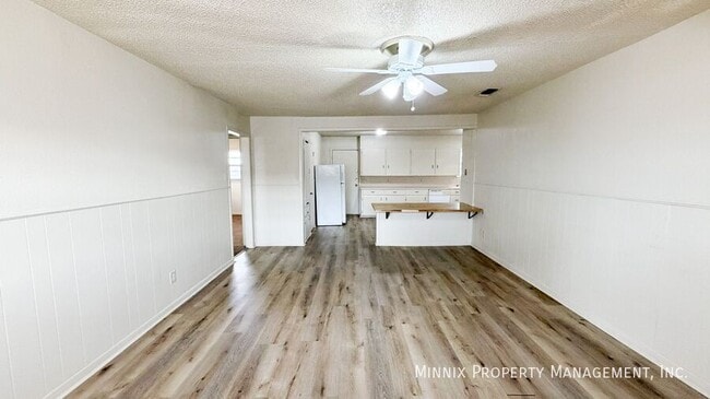 Photo - 2113 S Loop 289