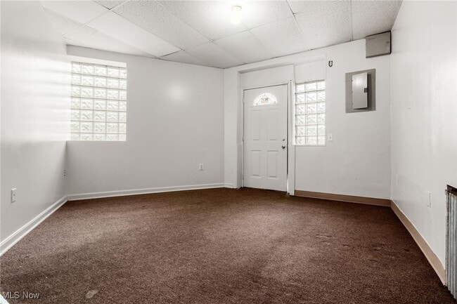 Building Photo - 15300 Waterloo Rd Unit 4