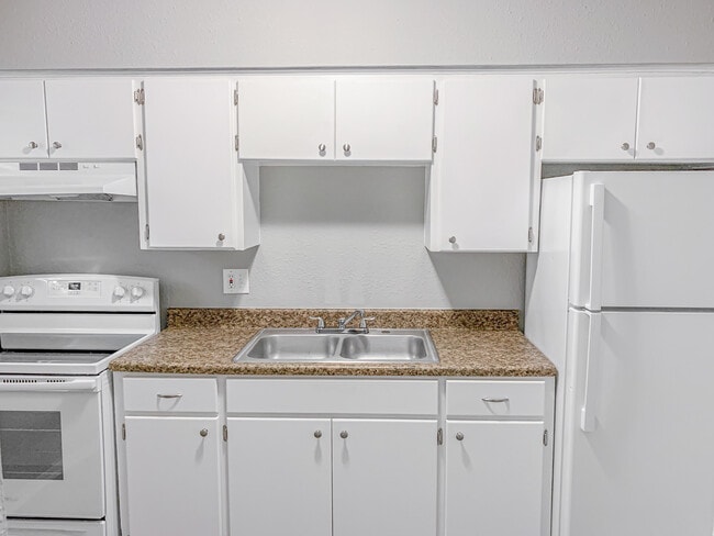 Photo - Woodward Place