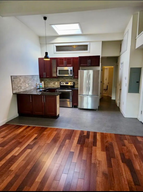 Photo - 1614 17th St SE Unit APT3