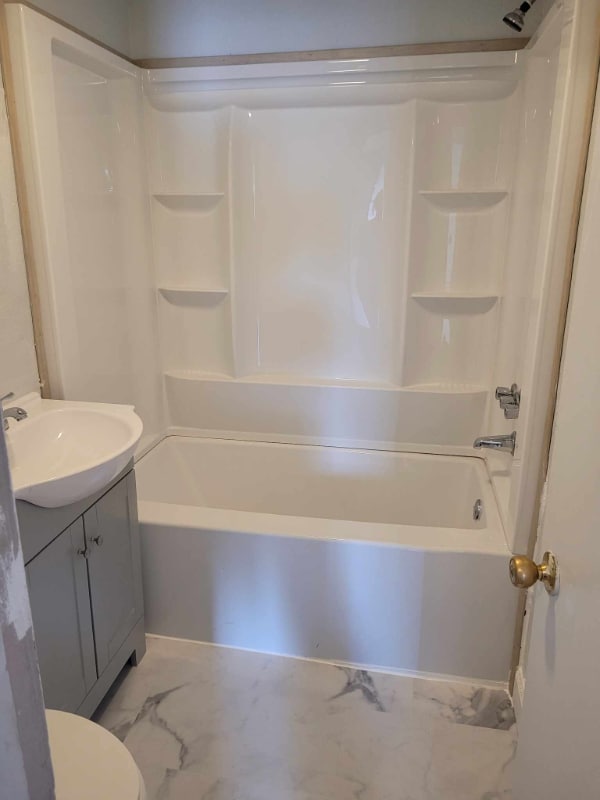 Photo - 501 E Rogers Blvd