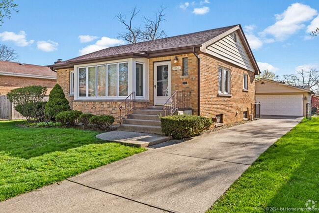 Building Photo - 18531 Marshfield Ave Rental