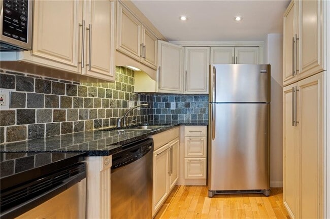 Photo - 199 14th St NE Unit 206