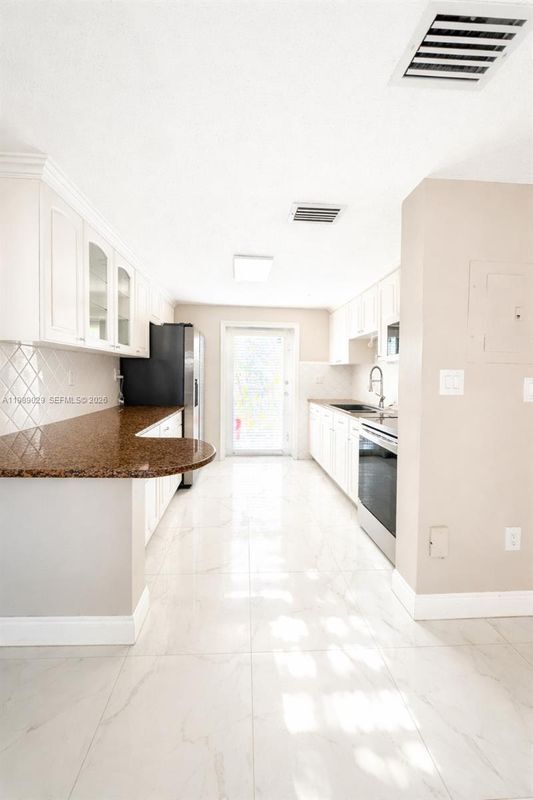 Photo - 6350 W 22nd Ct