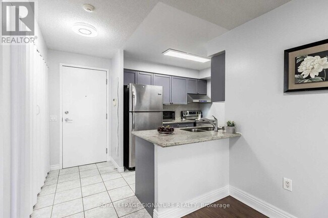 Photo - 55 Strathaven Dr Unit 515