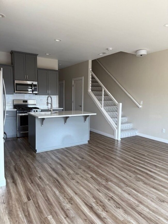 Photo - FREE RENT!! Newer South Salem Townhome - 2...