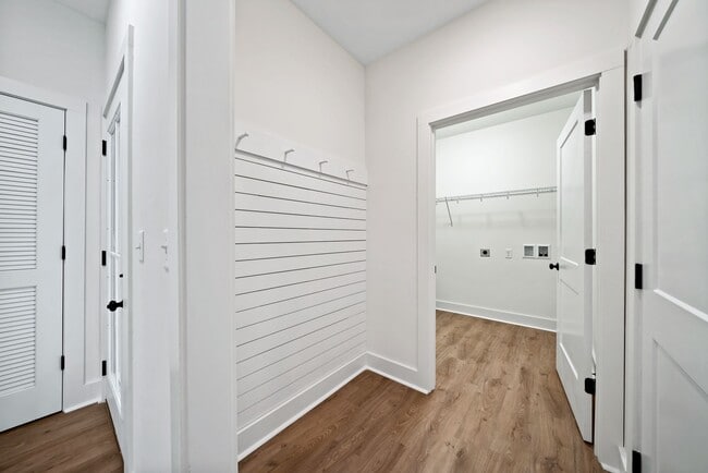 Photo - 203 Baylor Ct