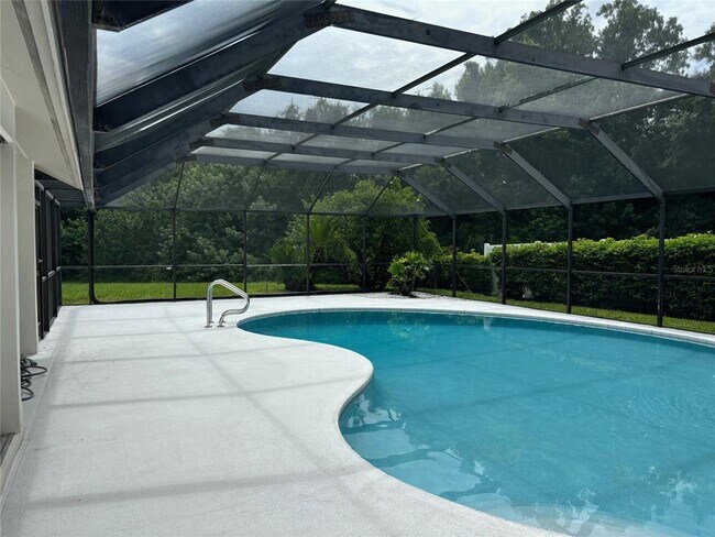 Photo - 17311 Hialeah Dr Casa