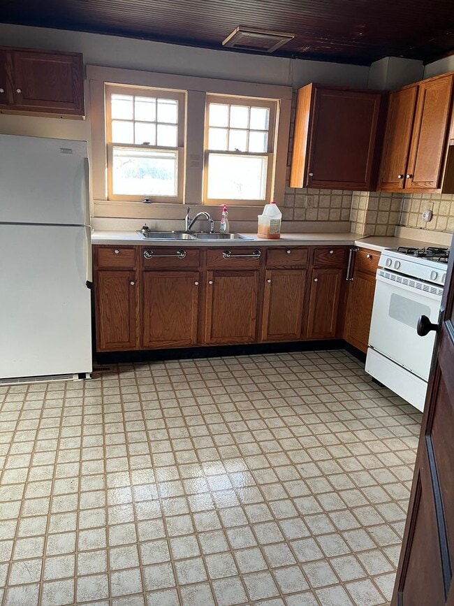 Photo - 507 S Lewis St