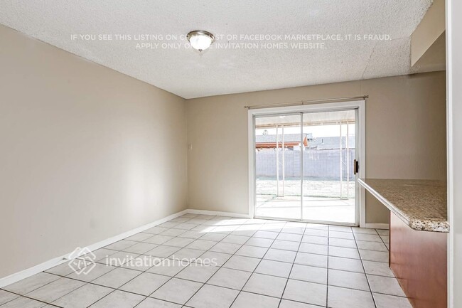 Photo - 8233 W Indianola Ave