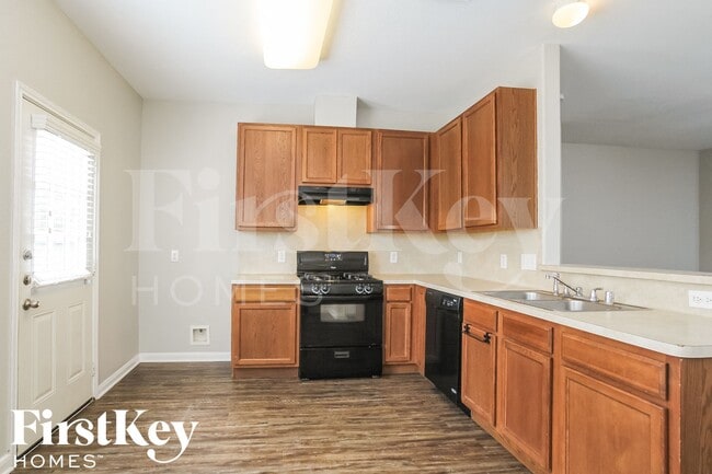 Photo - 12911 Pine Meadows St