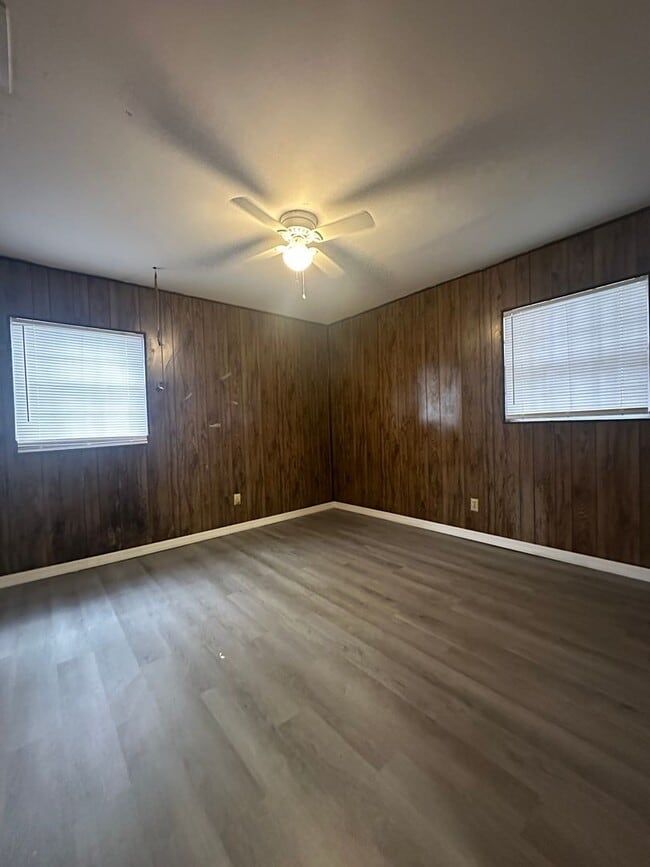 Photo - 3408 E Lambright St