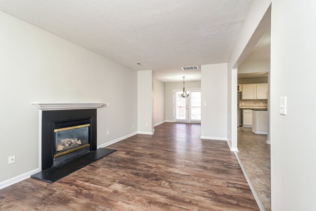 Photo - 5209 Carriage Woods Dr