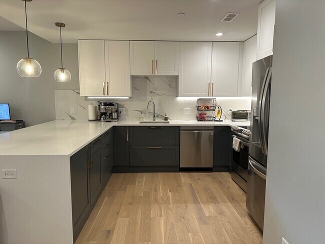 Photo - 56 Winship St Unidad 102R