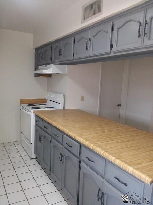 Photo - 833 S Avenue A Unit 5