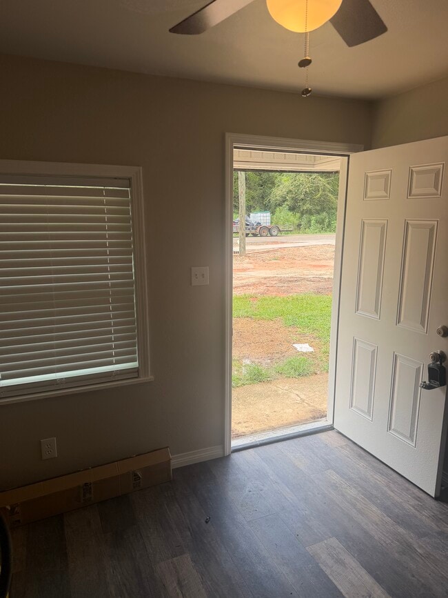 1000 N Cherry St Unit 2
