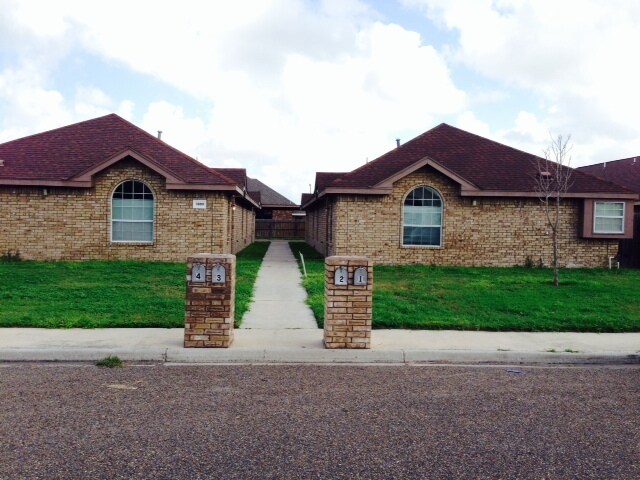 Photo - 3809 W Sarah Evans St Apartment Unit 2