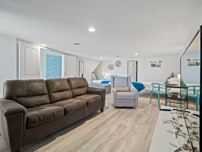 Photo - 3585 Mong Ave Unit ID1061053P