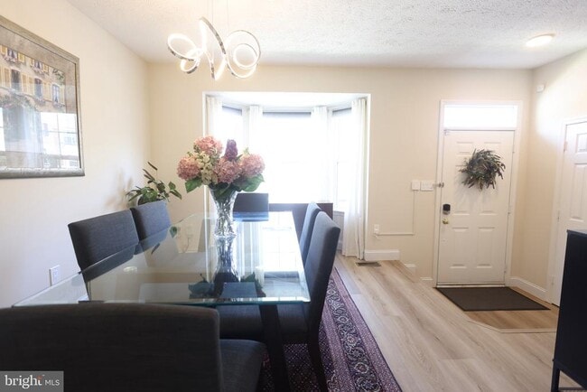 Photo - 1424 Falcon Nest Ct