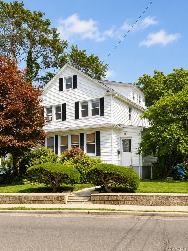 Building Photo - 310 Palmer Ave