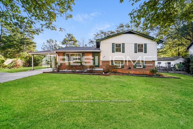 Building Photo - 8088 Picadilly Ct