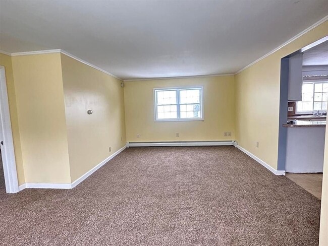 Building Photo - 20 Spring