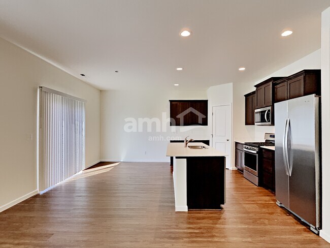 Photo - 1950 NW 23rd St