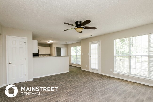 Photo - 3676 Lake Spring Ave NW