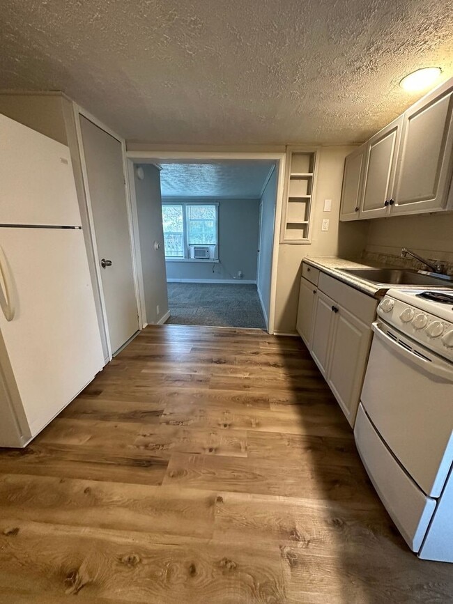 Photo - 2415 N 19th St Unit 02