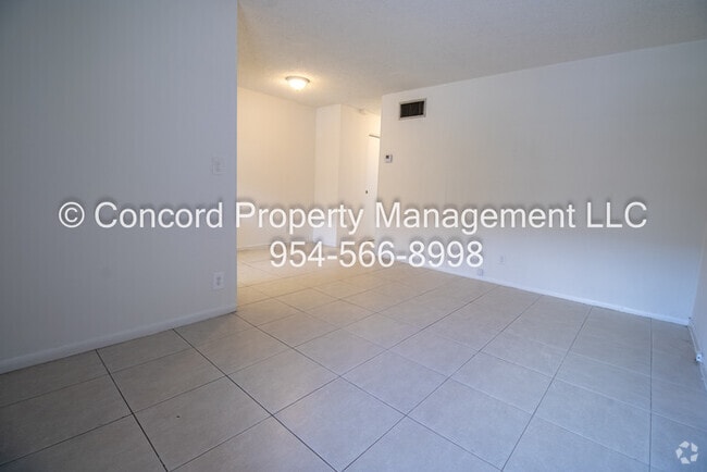 Building Photo - Ask about our SUMMER SPECIAL! First Floor ... Unit 2 Rental