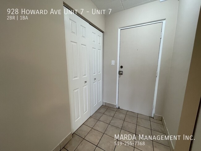 Photo - SPACIOUS 2 BED/1BATH IN CENTRAL WINDSOR + HYDRO Unité 7