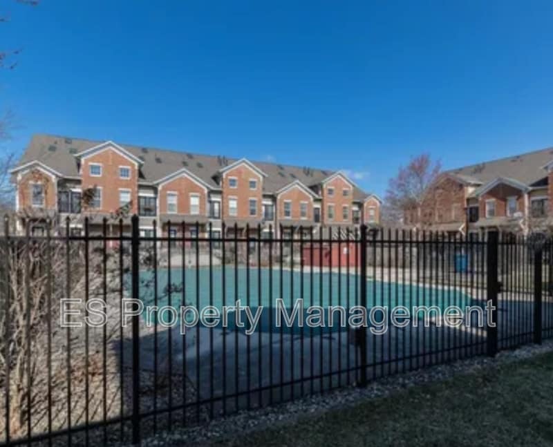 Photo - 6606 Reserve Dr