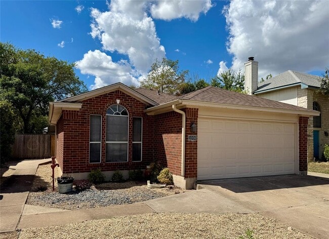 Photo - 1000 Horseman Cove