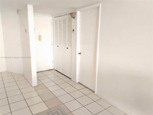 Photo - 1351 NE Miami Gardens Dr Unit 1222E