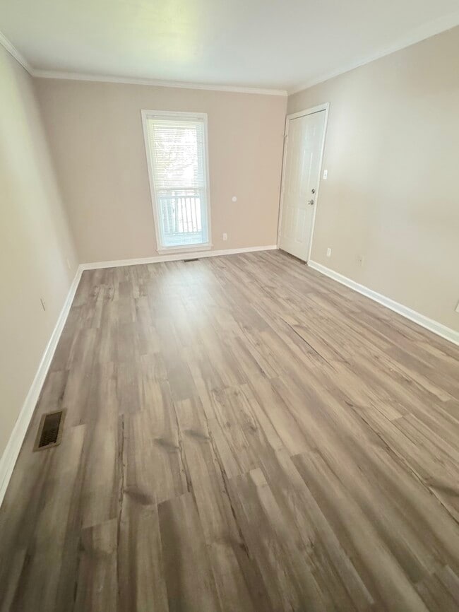 Photo - 915 Green St Unit 915