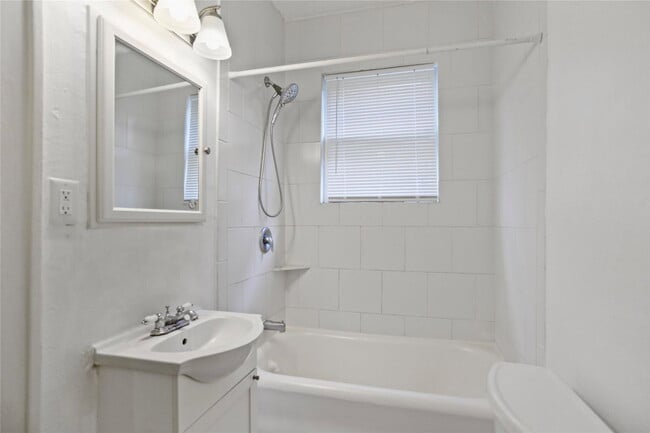 Photo - 3719 Audubon Pl Unit 1