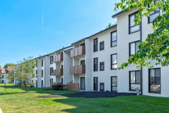 Building Photo - Echelon Glen Rental