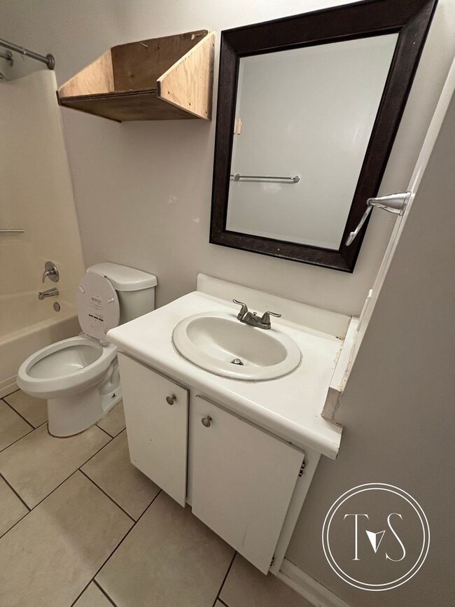 Photo - Move-in ready NOW!