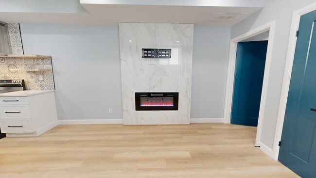 Photo - LUXURY 1 BEDROOM APARTMENT IN EAST LONDON Unit 4