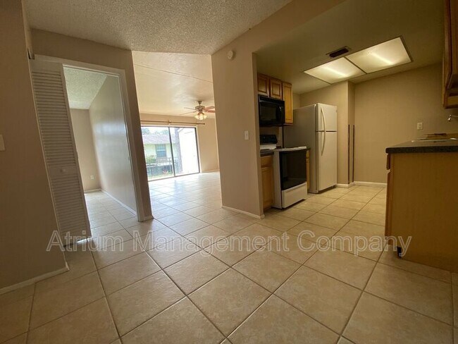 Photo - 6010 Village Cir S