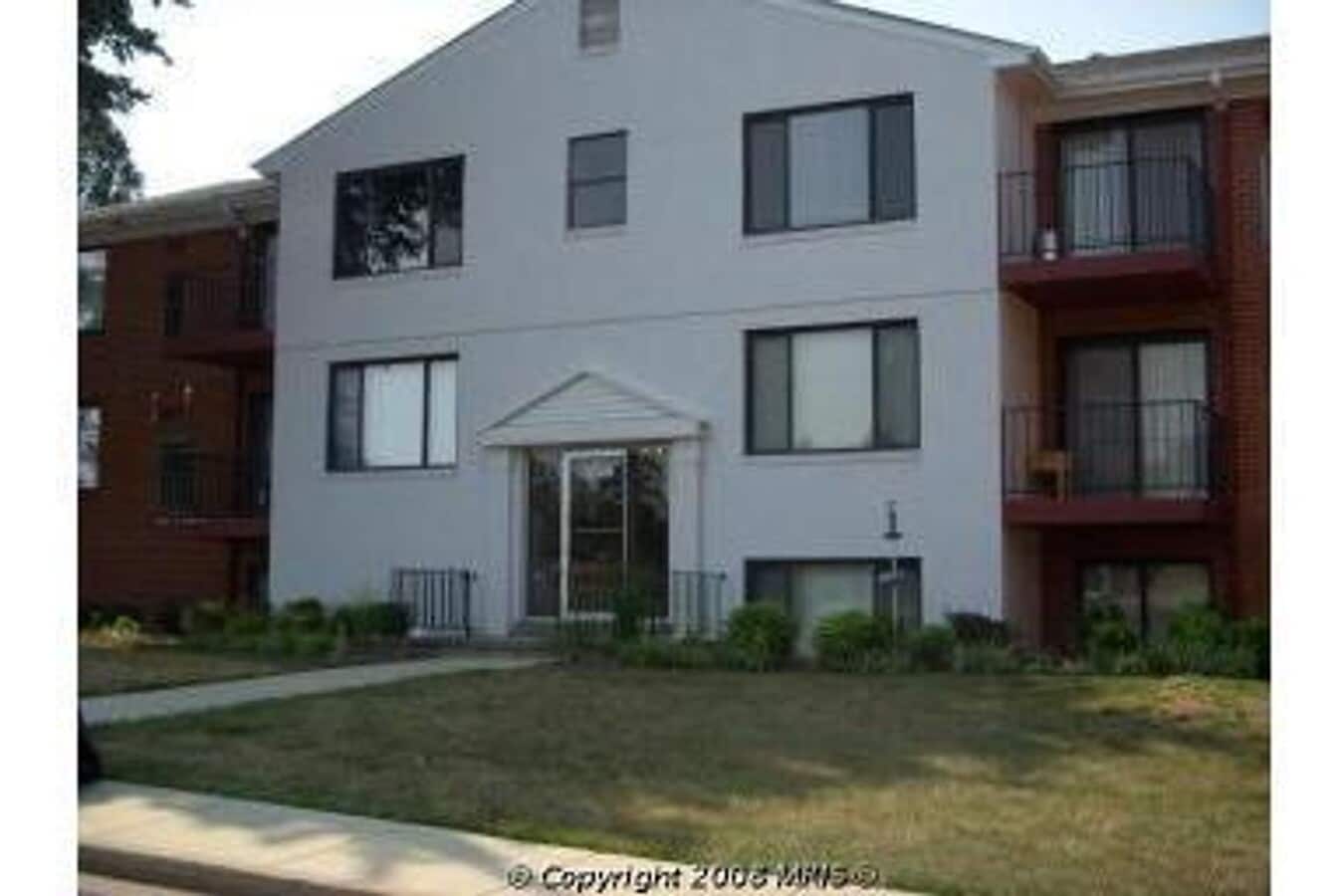 Photo - 125 Clubhouse Dr SW