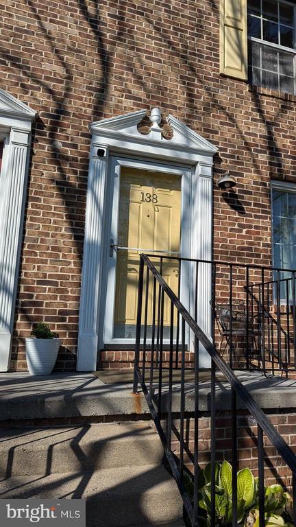 Photo - 138 Parkside Dr