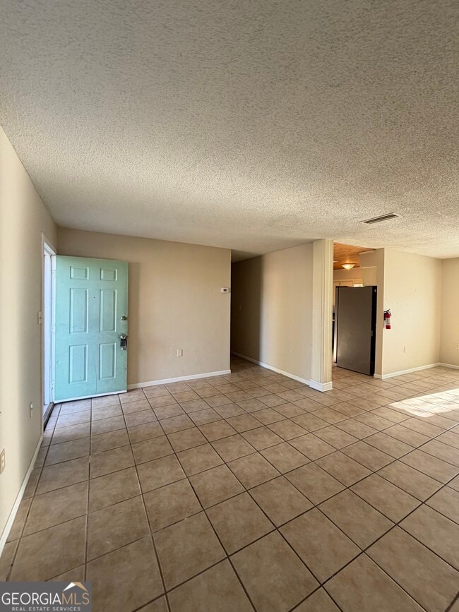 Photo - 508 Chateau Cir